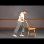 Video of standing strength and balance exercises for Older Adults (English)